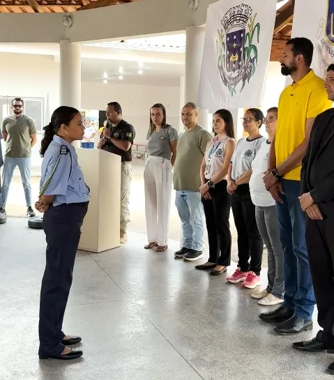 Visitas às escolas